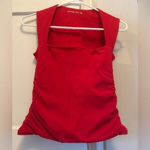 A&F Ava Women's Red Sleeveless Top - size small